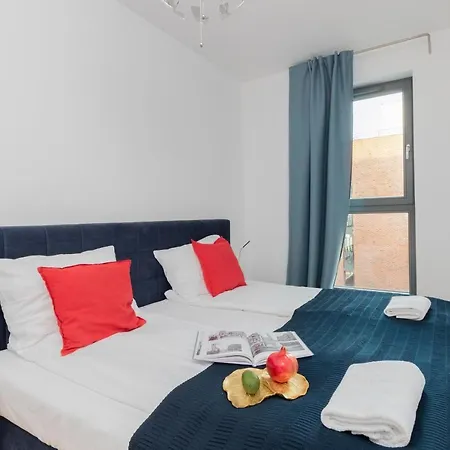 Apartment Browar Gdanski By Renters Gdansk